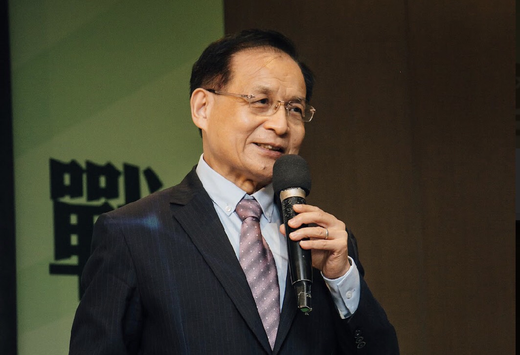 商業發展研究院許添財董事長表示，為了不成為碳中和的國際貿易要求下的犧牲者，台灣應正視碳權問題